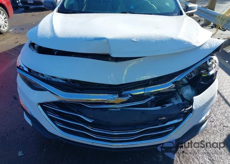 2020 Chevrolet Malibu Fwd 1Fl from USA, damaged, VIN 1G1ZC5ST8LF026682